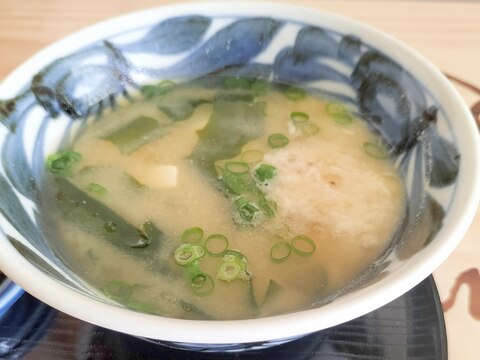 大和芋とお豆腐のほっこりお味噌汁